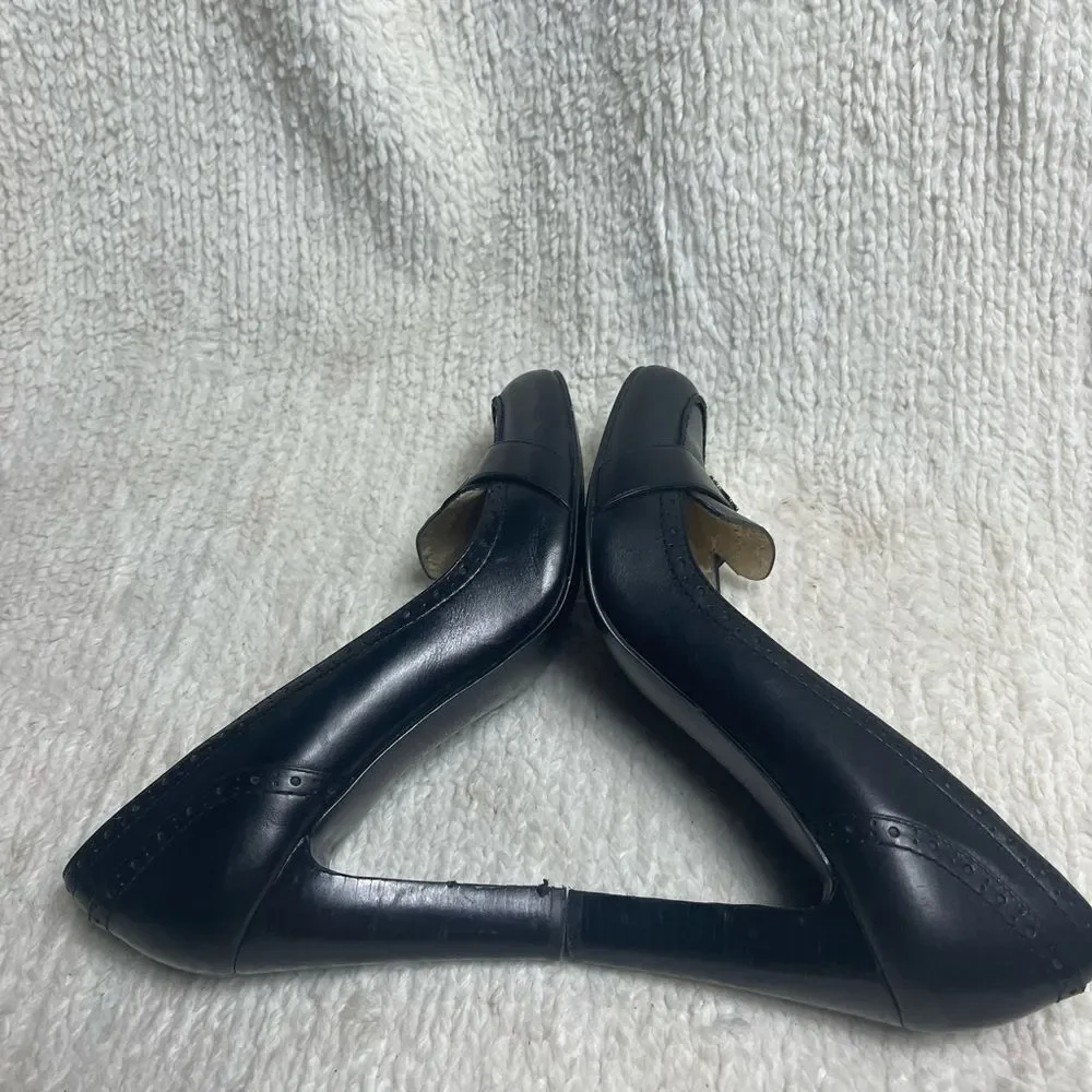 Lauren Ralph Lauren Classic Leather Black Heels gold tone logo accent SZ10M